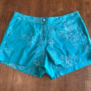 Flying Tomato shorts